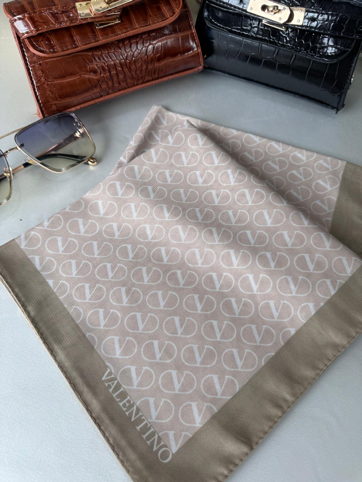 Valentino Saten İpek Eşarp 281044 - Latte
