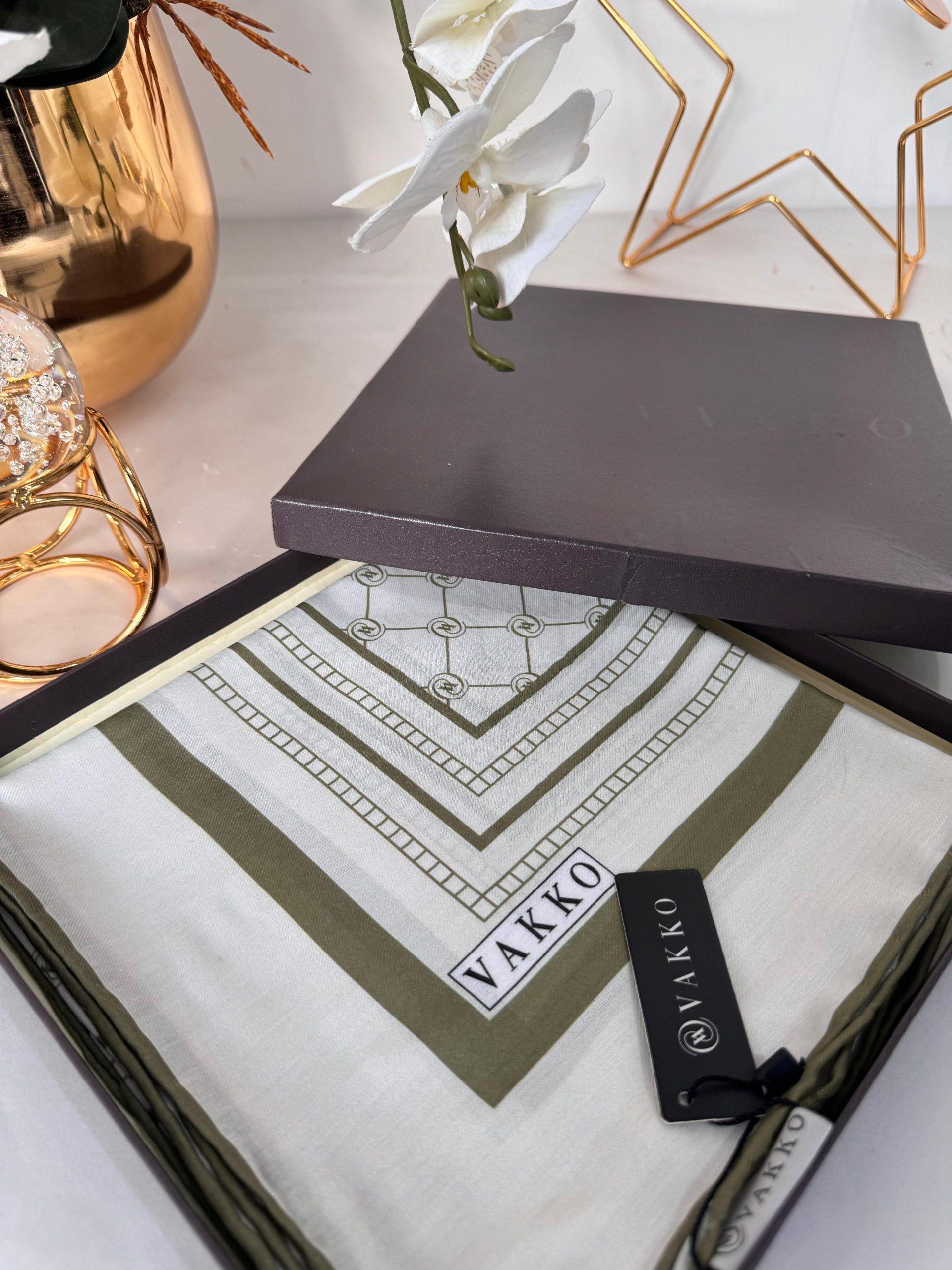 VAKKO PAMUK SOFT EŞARP 44142 - BEYAZ - YEŞİL