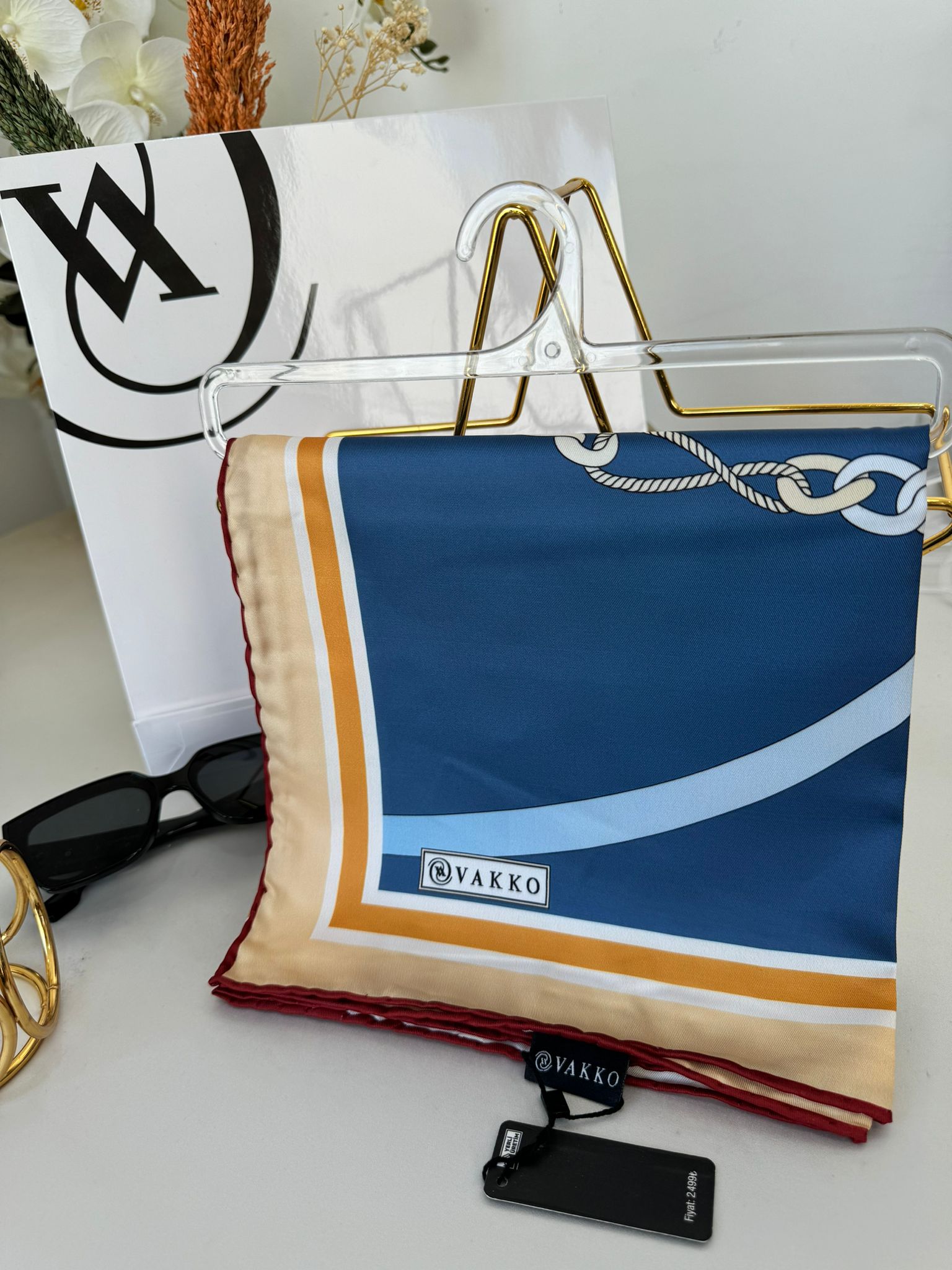 Kurdele Desen Vakko Eşarp 77001 - Lacivert