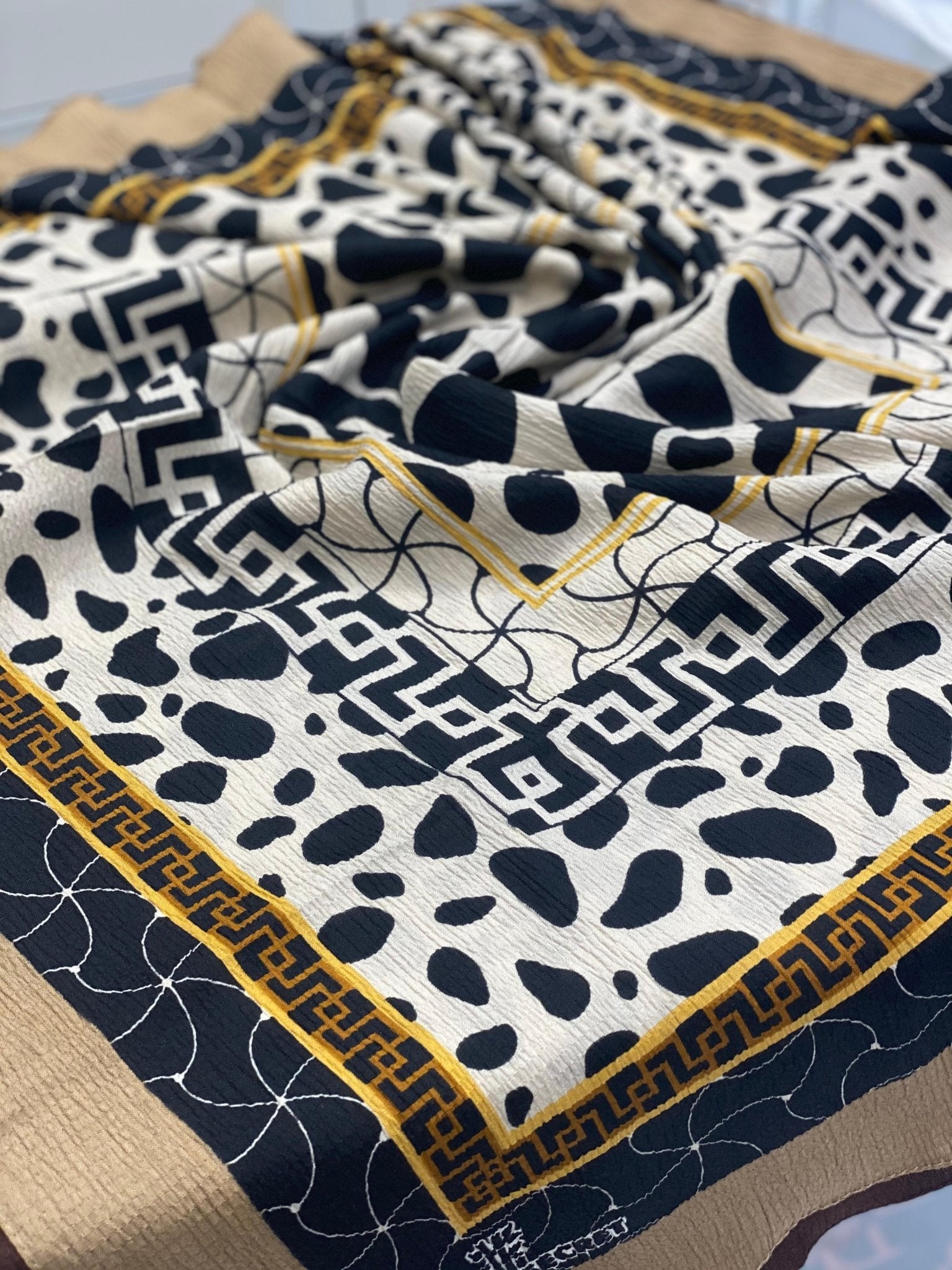 Dalmaçya Etnik Desenli Mio Cazz Eşarp - Camel - Organic ScarfsOrganic Scarfs