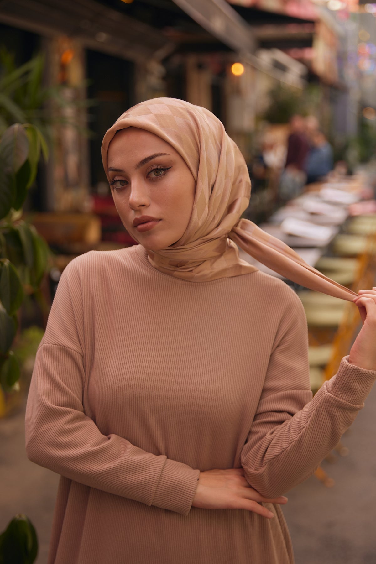 Dama Desen Jakar Eşarp - Gold - Organic ScarfsOrganic Scarfs