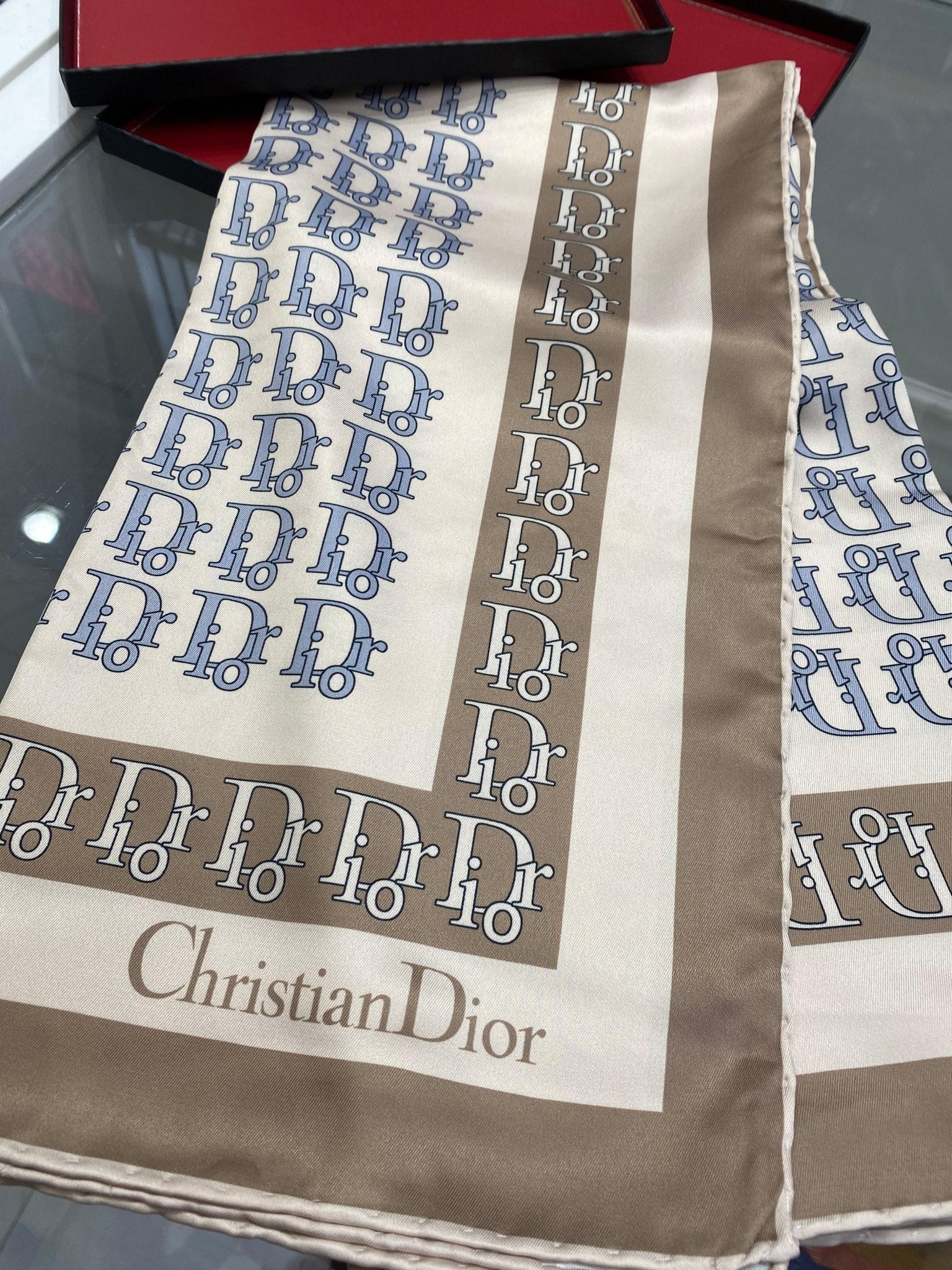 Dior Desen Twiil Eşarp - Camel - Organic ScarfsOrganic Scarfs