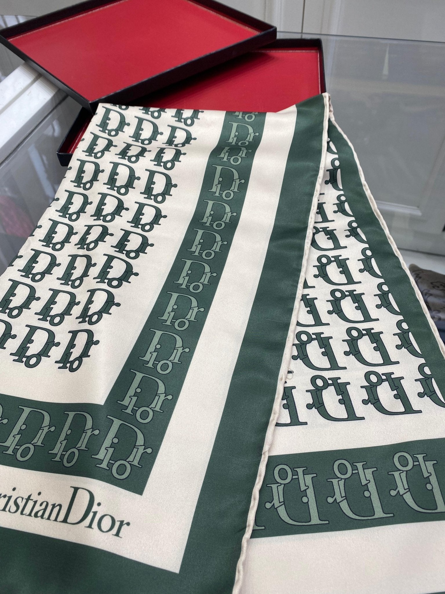 Dior Desen Twiil Eşarp - Yeşil - Organic ScarfsOrganic Scarfs