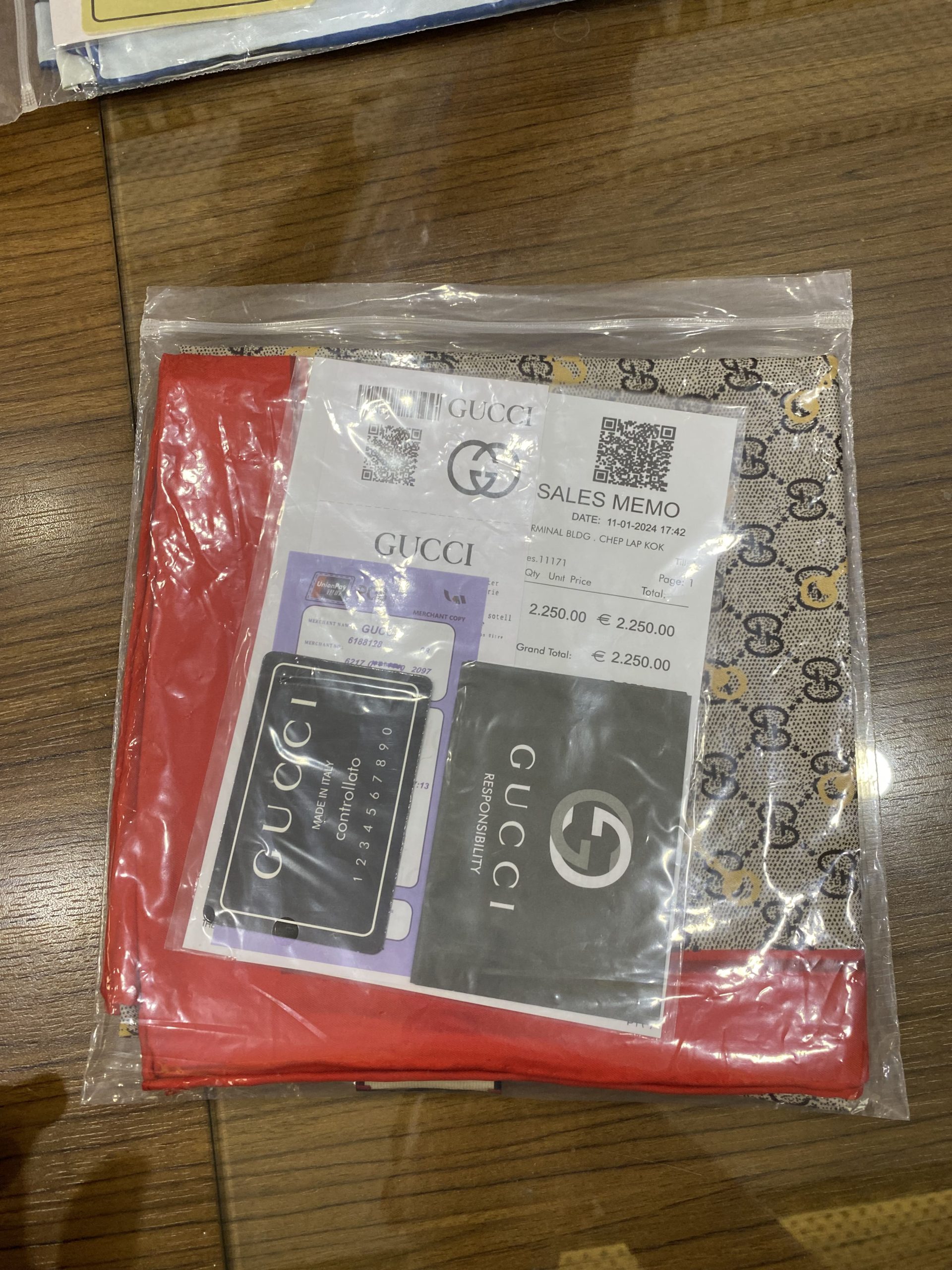 Gucci Kırmızı İthal İpek Eşarp 55467 - Görsel 2