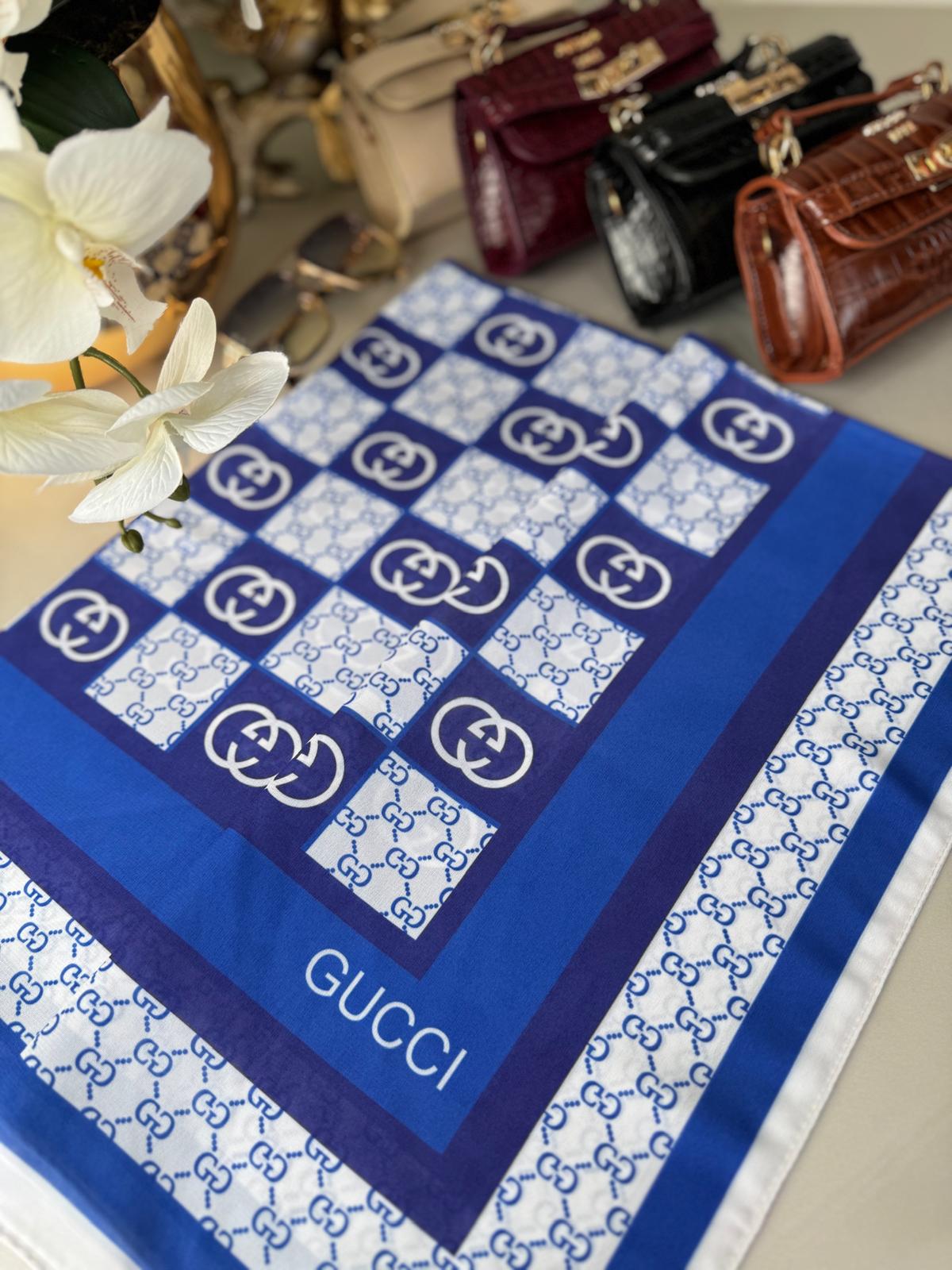 Gucci Krep İpek Eşarp 44125 - Saks