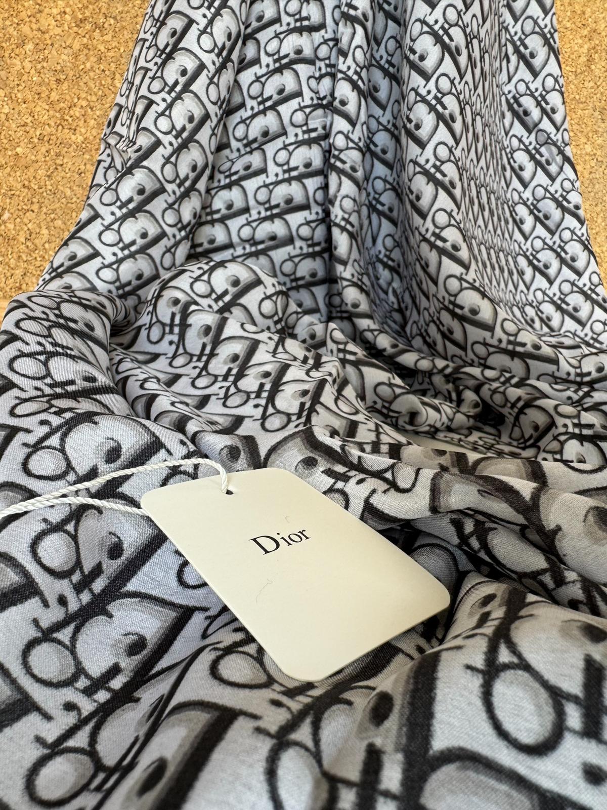 Dior İthal Vual İpek Şal 014461 - Füme - Görsel 2