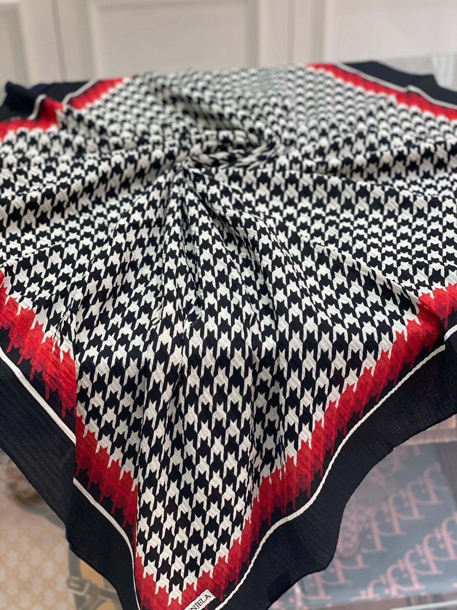 Kazayağı Desen Mio Cazz Eşarp - Kırmızı - Organic ScarfsOrganic Scarfs