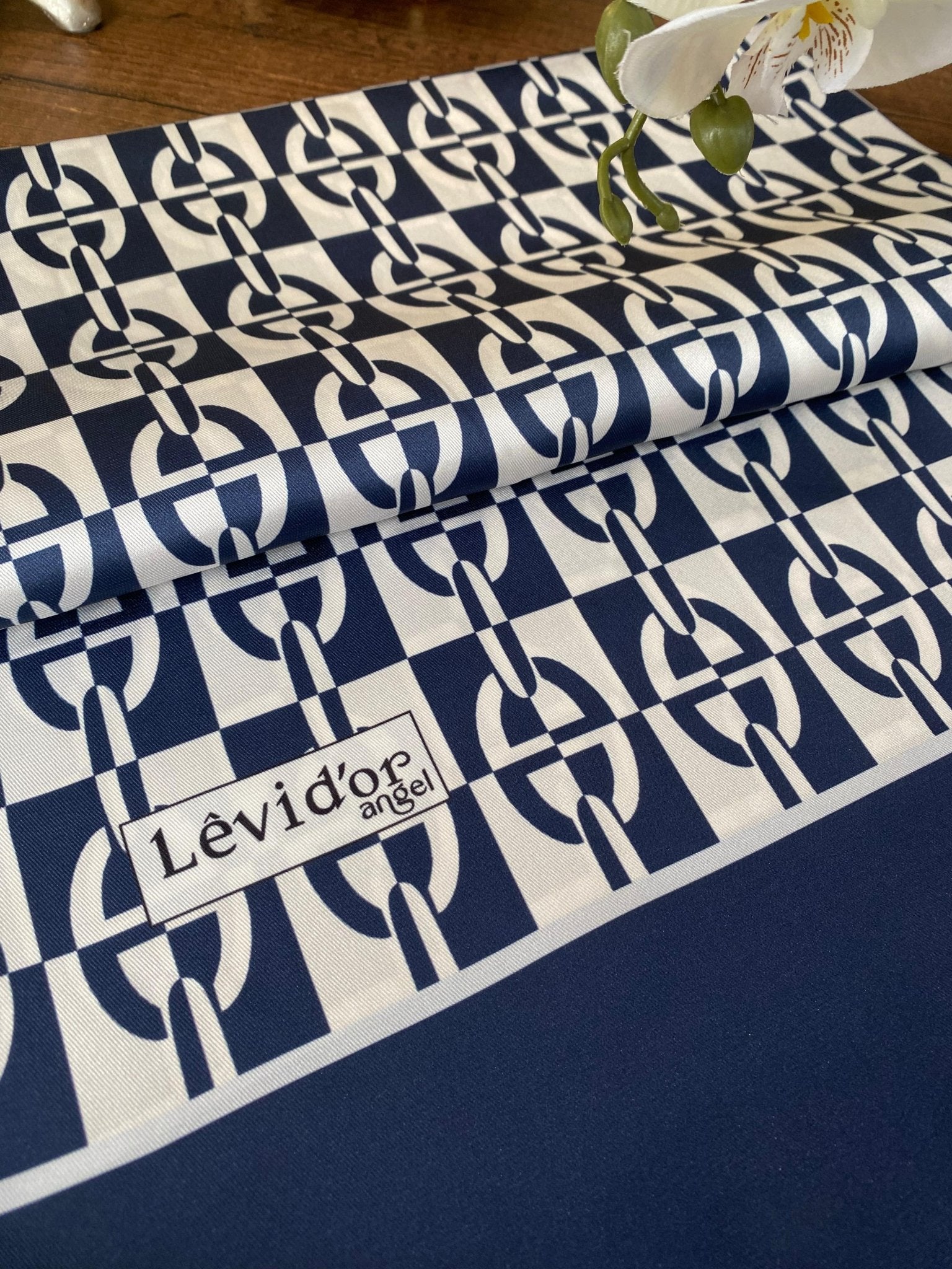 Levidor Angel İpek Şal 17834 - Lacivert - Organic ScarfsOrganic Scarfs