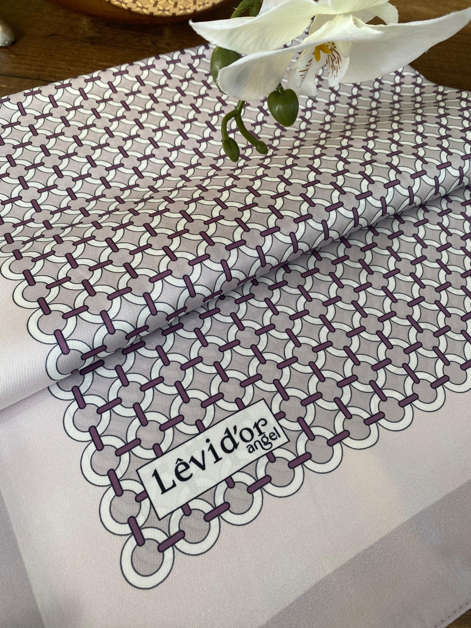 Levidor Angel İpek Şal - Gümüş - Organic ScarfsOrganic Scarfs