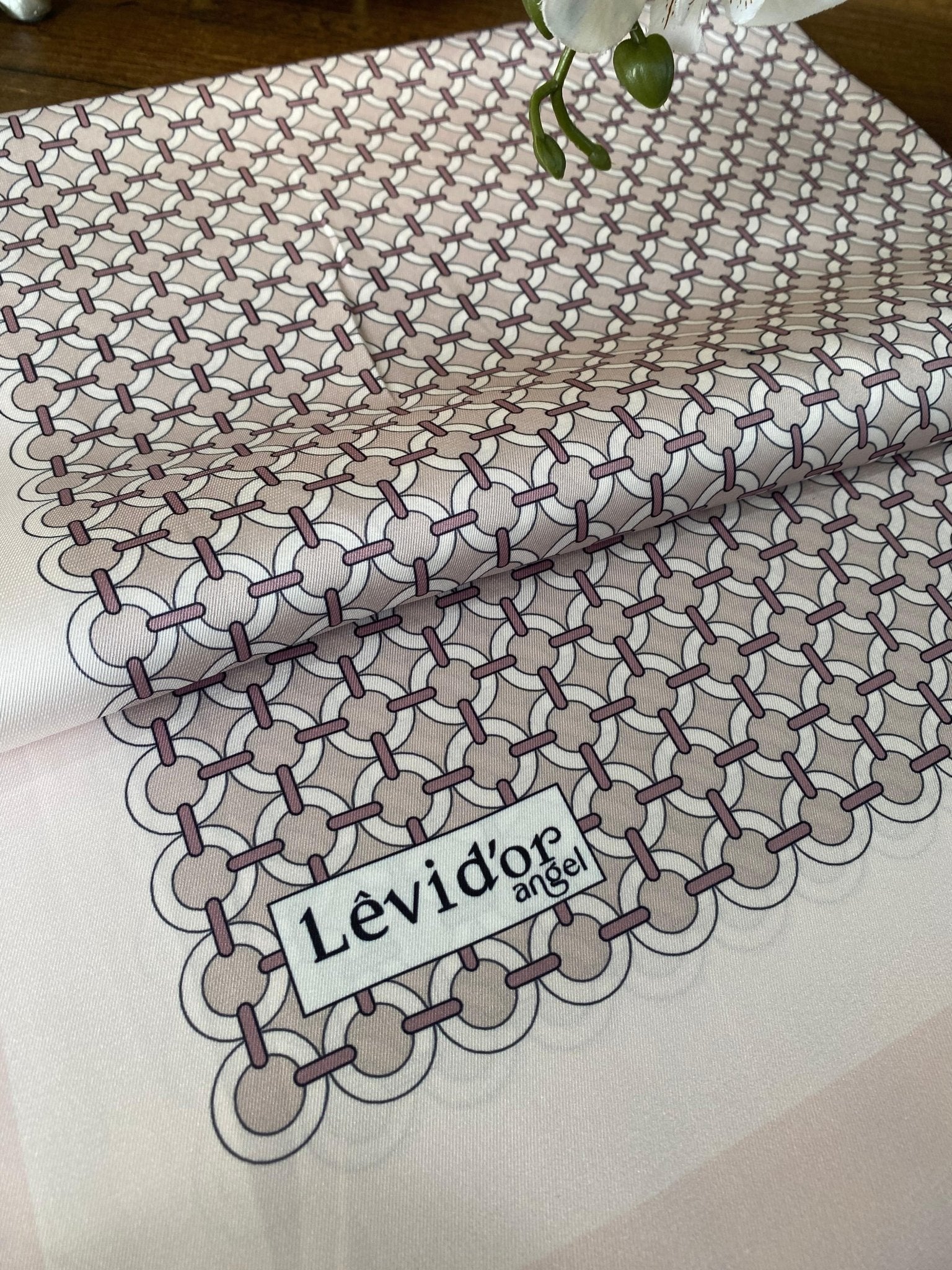 Levidor Angel İpek Şal - Soft Vizon - Organic ScarfsOrganic Scarfs